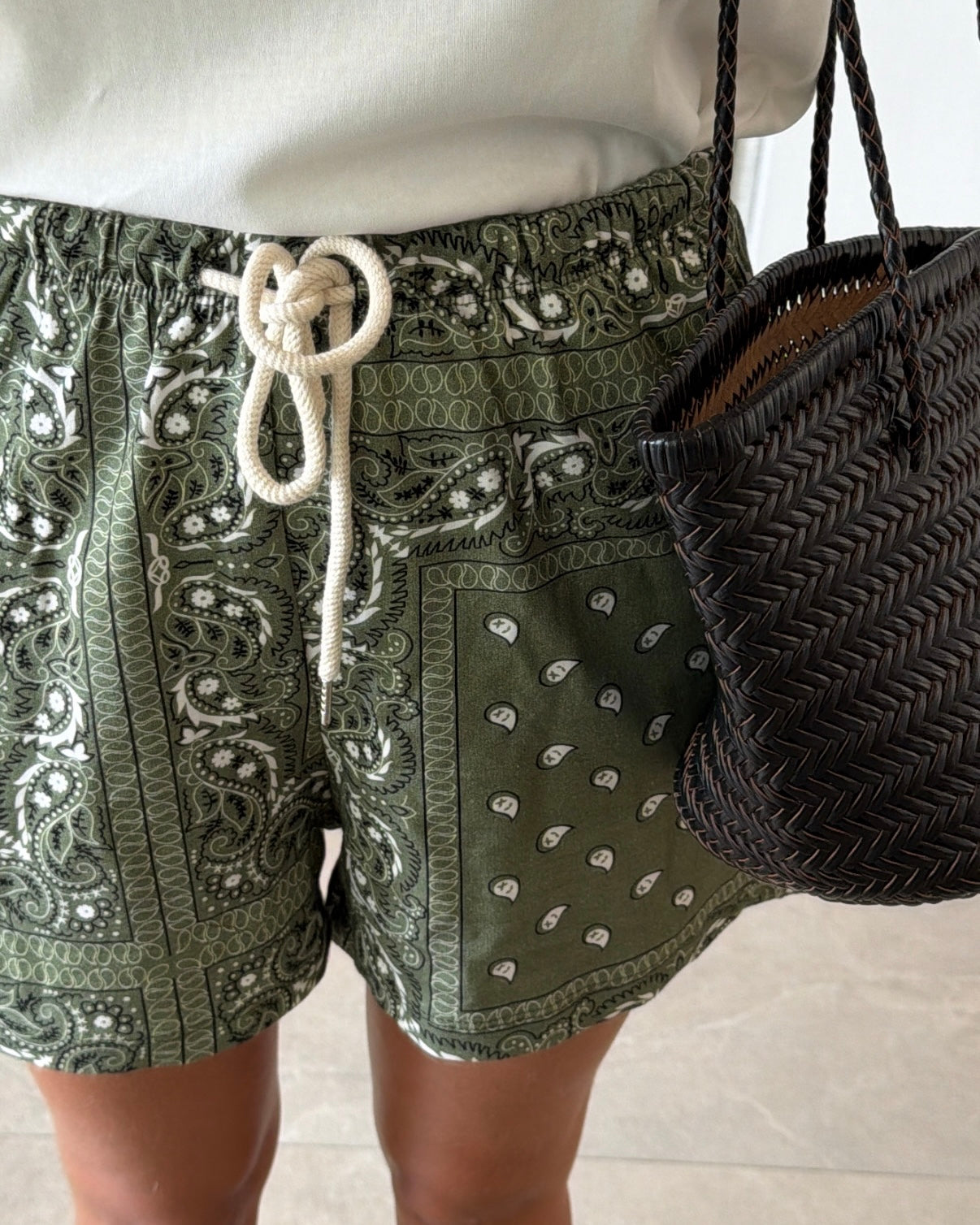 Short Paco kaki